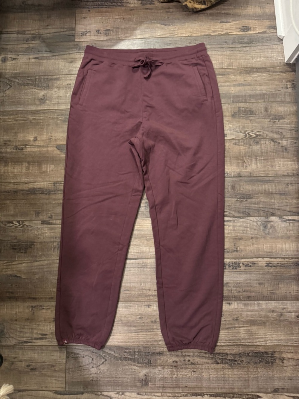 Barefoot Dreams Maroon Drawstring Joggers